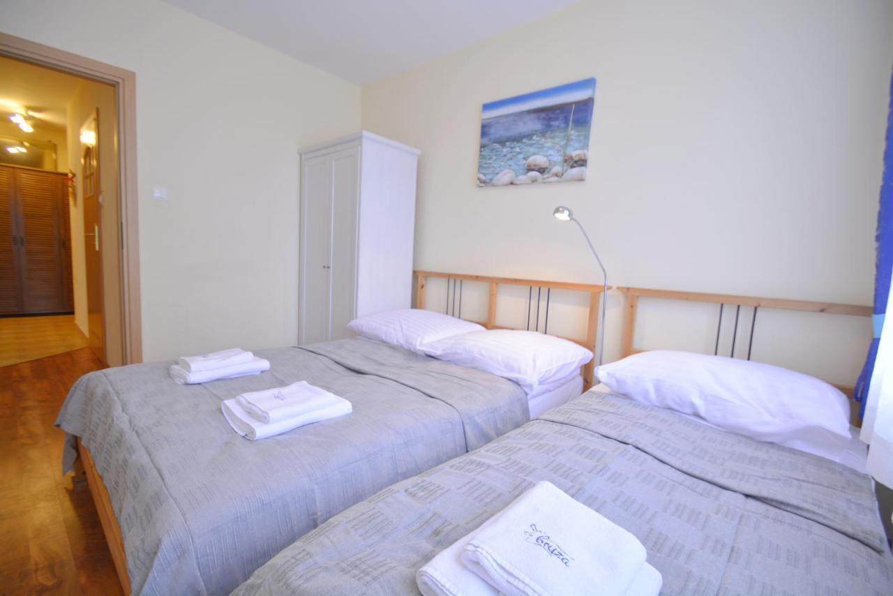 Świnoujście Apartamenty Bryza - Apartament Przylesie 14B Dla 6 Osob, Parking מראה חיצוני תמונה